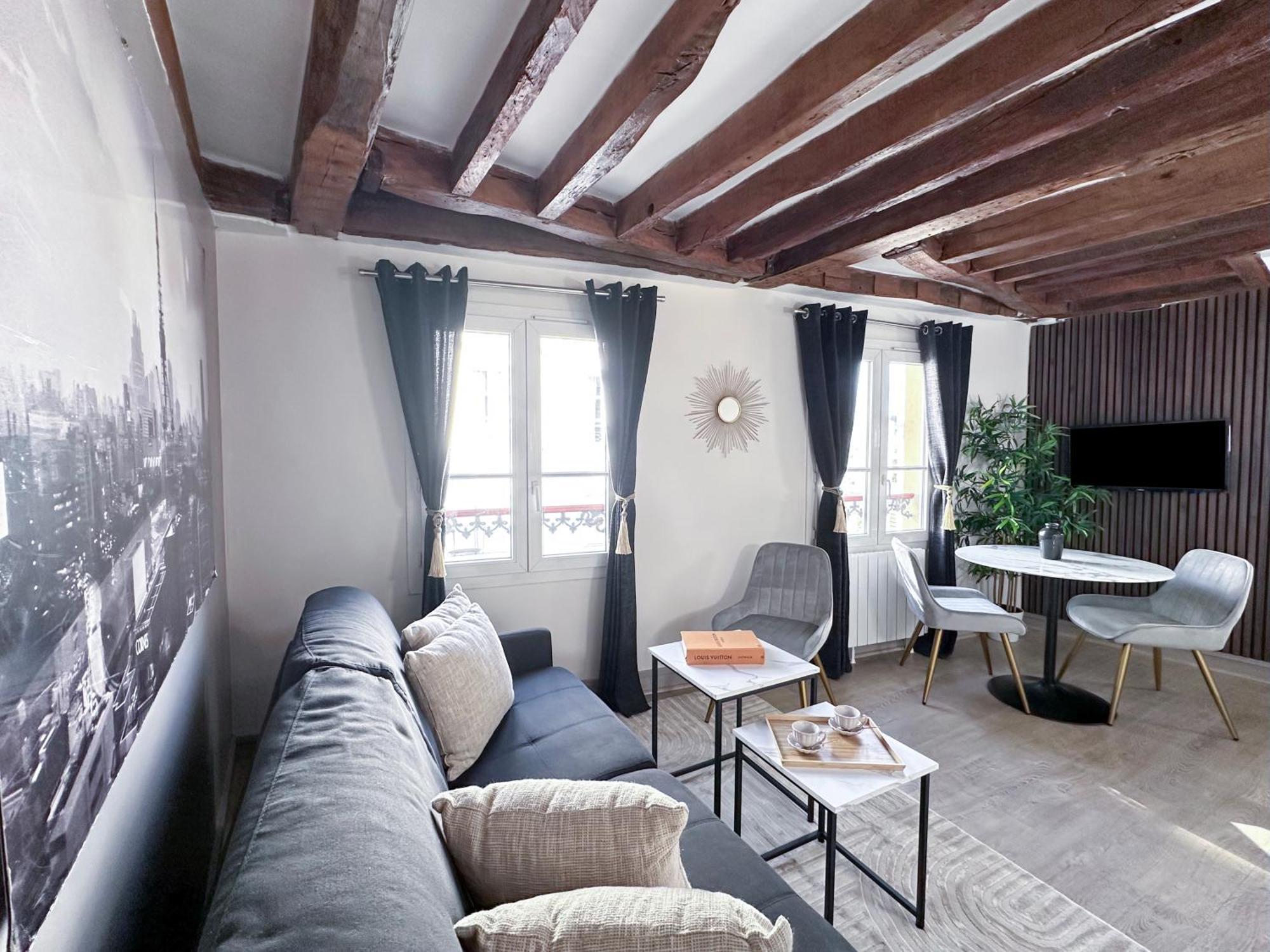Appartamento Chic Flat In Pantheon & Luxembourg Garden Parigi Esterno foto